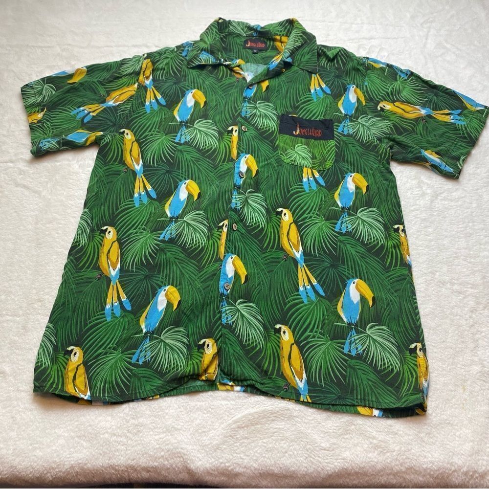 Junglebird Short Sleeve Button Down Tropical Bird Shirt Size Medium